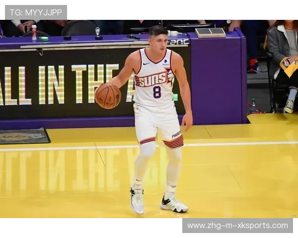 阿伦次节连飙四记三分！一波流瞬间扭转局势点燃篮球狂热